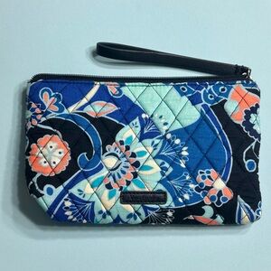 Vera Bradley Escapade Wristlet